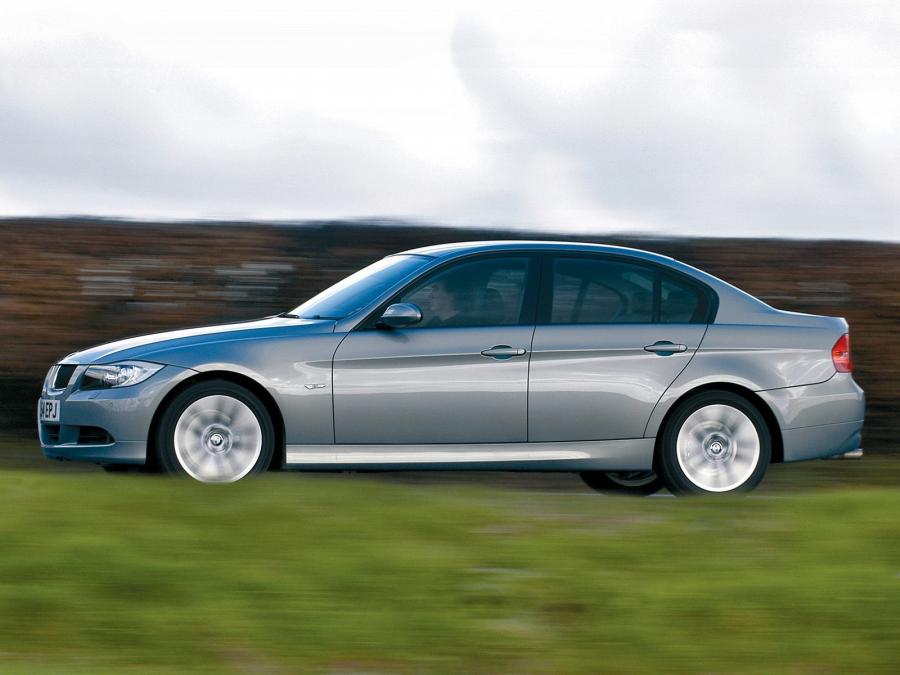  BMW 320d Sedan 2005 года  (UK) (фото 3 из 7)